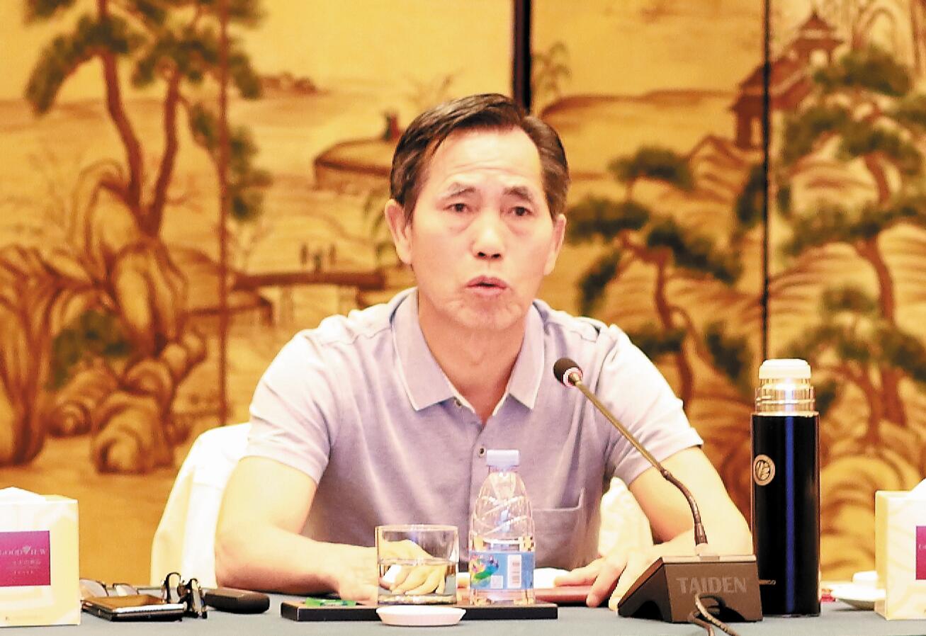 總裁講話.jpg 總裁講話.jpg