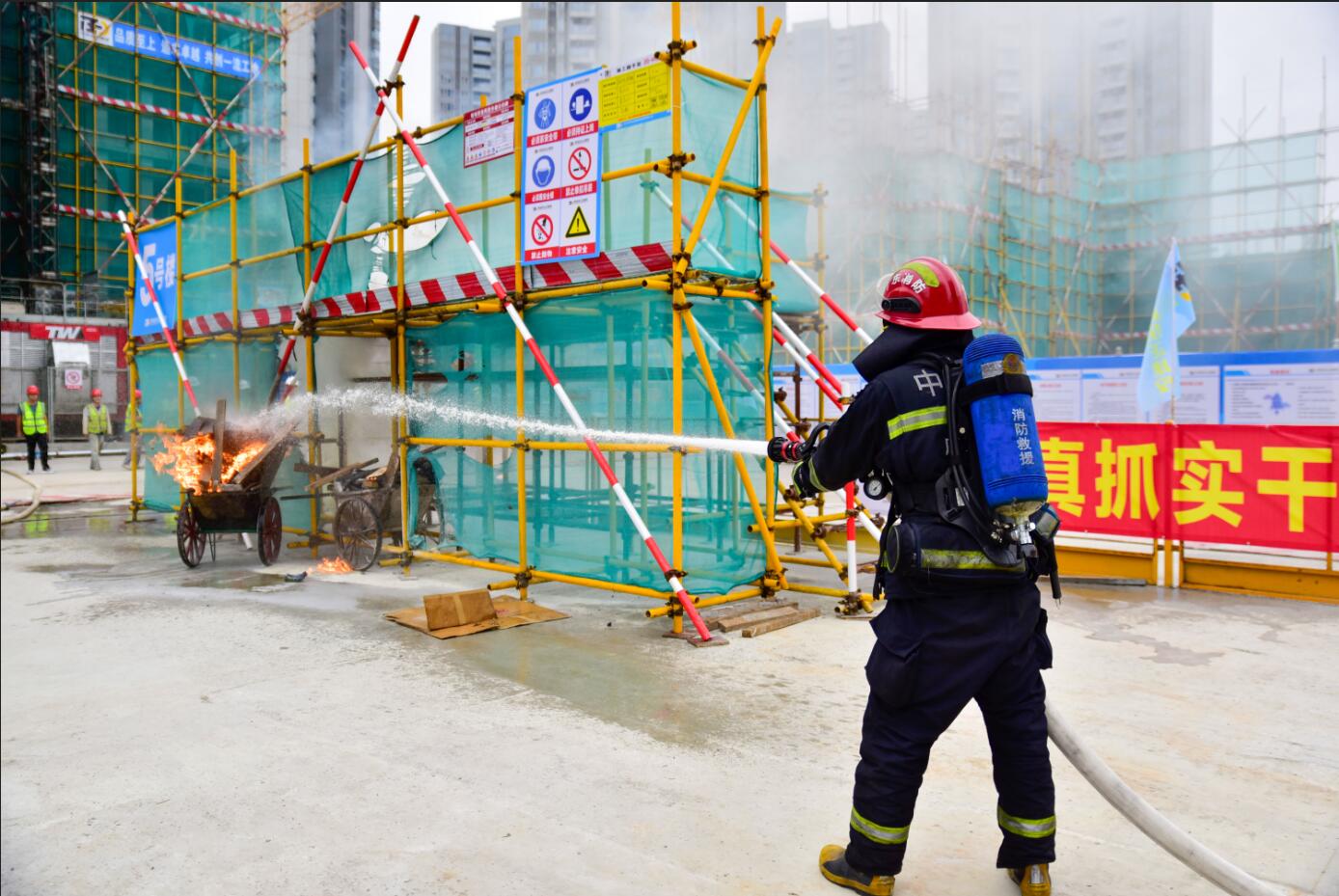 鵬程上二期消防演習5.jpg 鵬程上二期消防演習5.jpg