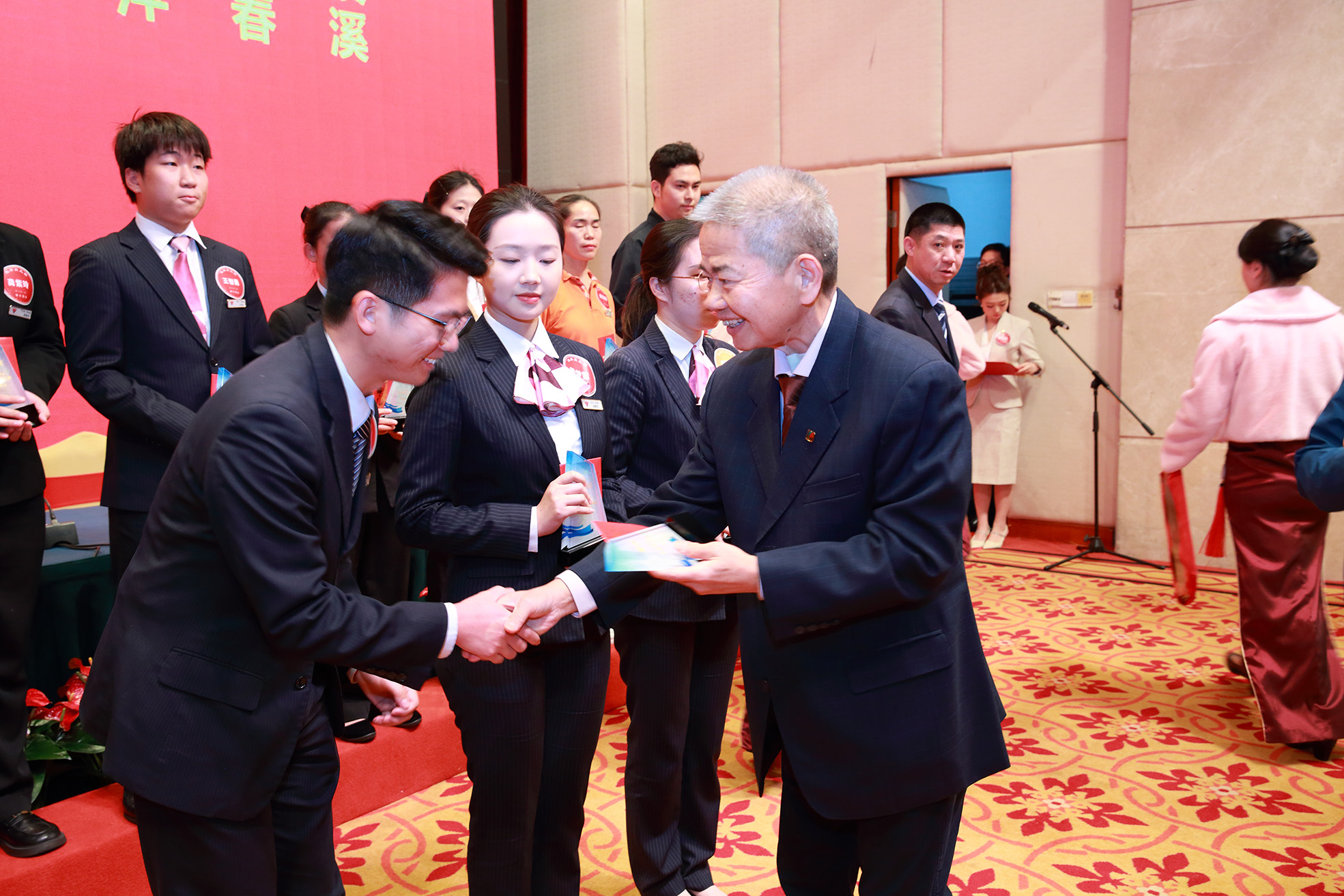 7L4A5049.jpg 7L4A5049.jpg